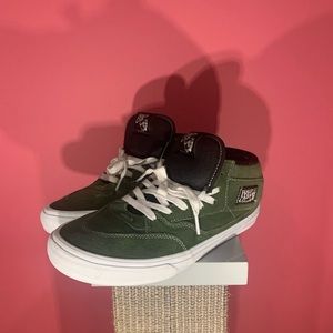 Vans Half cabs size 10 chive green